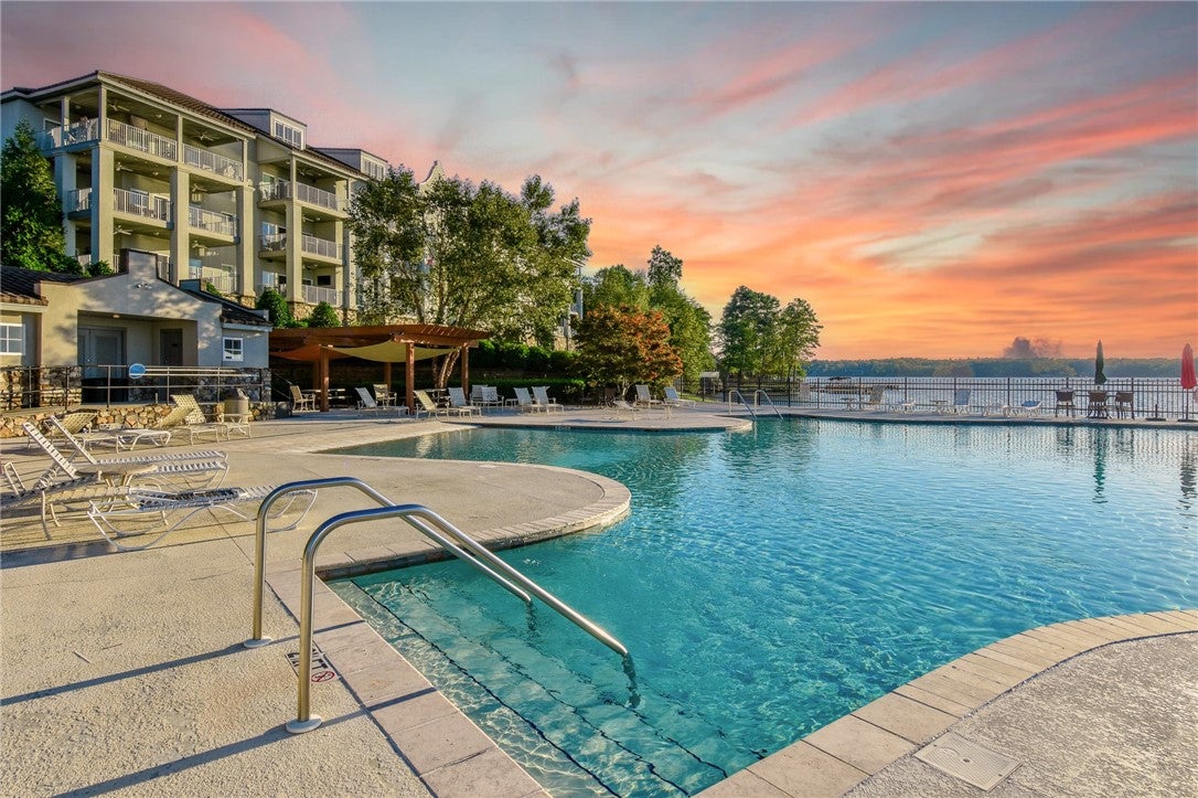 40 Crowne Pointe Road, Unit 102 Dadeville, AL 36853 - Photo 1 of 50 Gallery Image 1