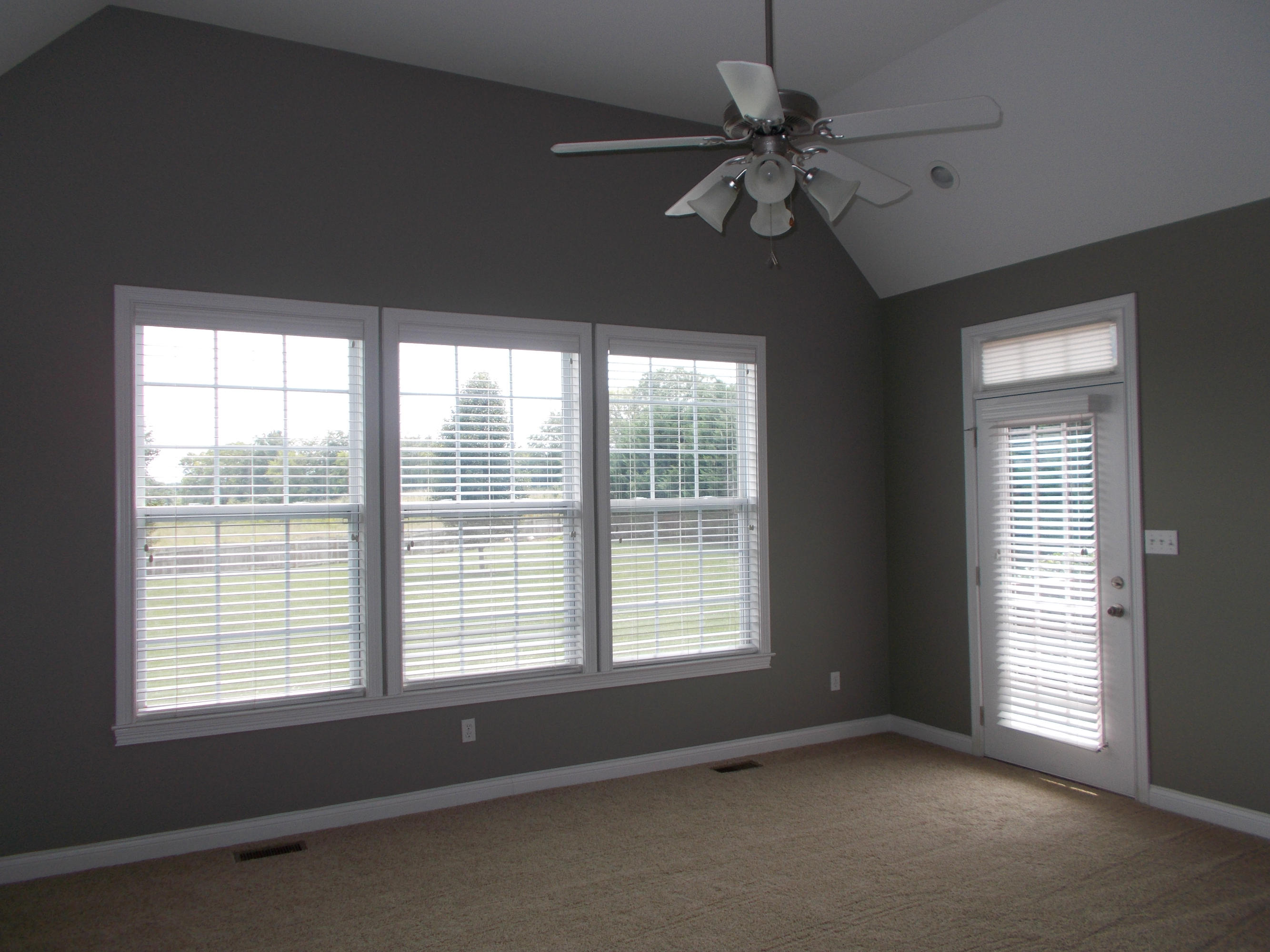 619 Green Ridge Road Seymour, TN 37865 - Photo 23 of 40 Master bedroom
