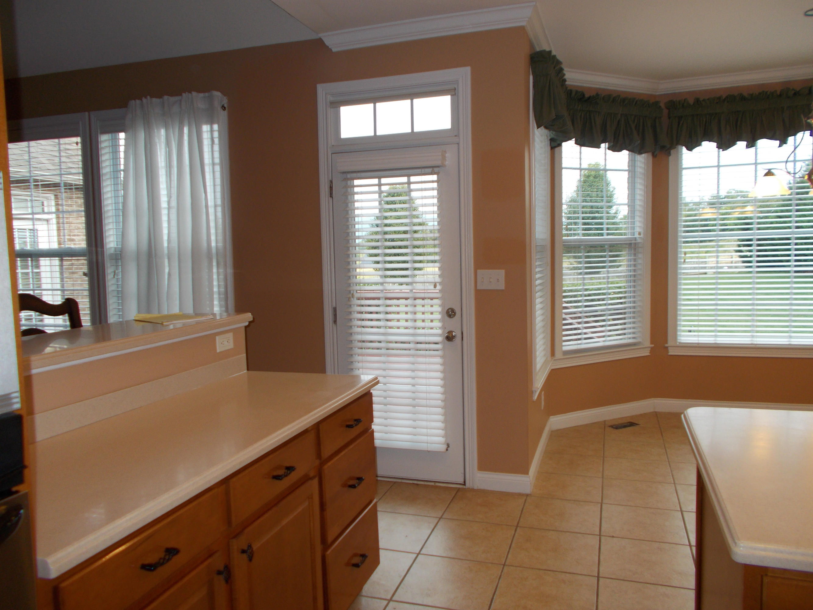 619 Green Ridge Road Seymour, TN 37865 - Photo 4 of 40 Eat in Kitchen, more storage