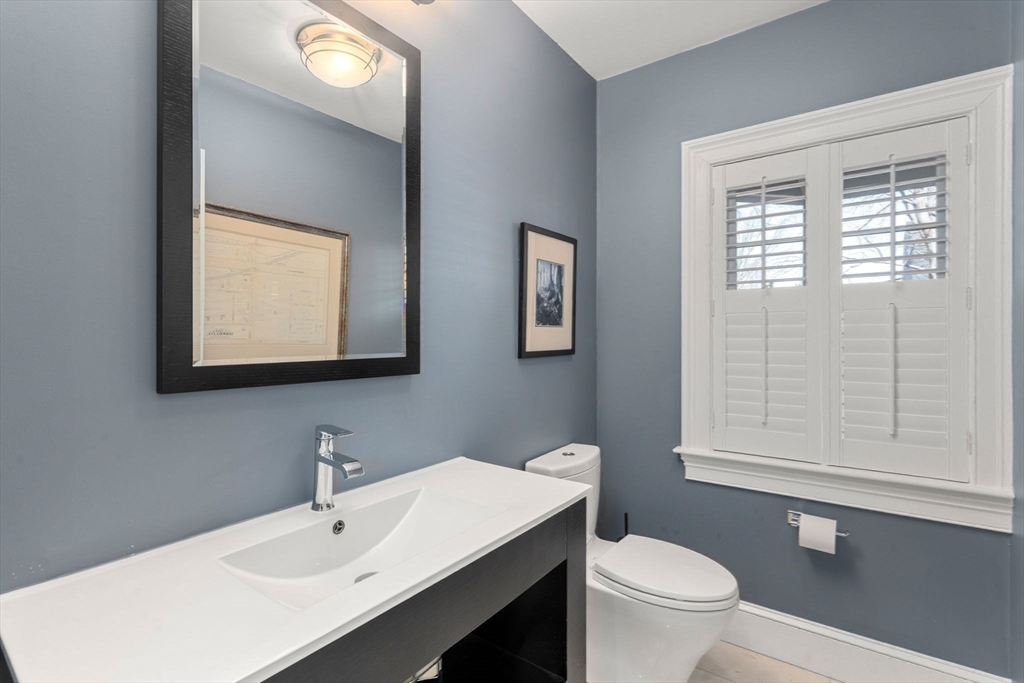 64 Toxteth Street, Unit 64 Brookline, MA 02446 - Photo 11 of 29 Gallery Image 11