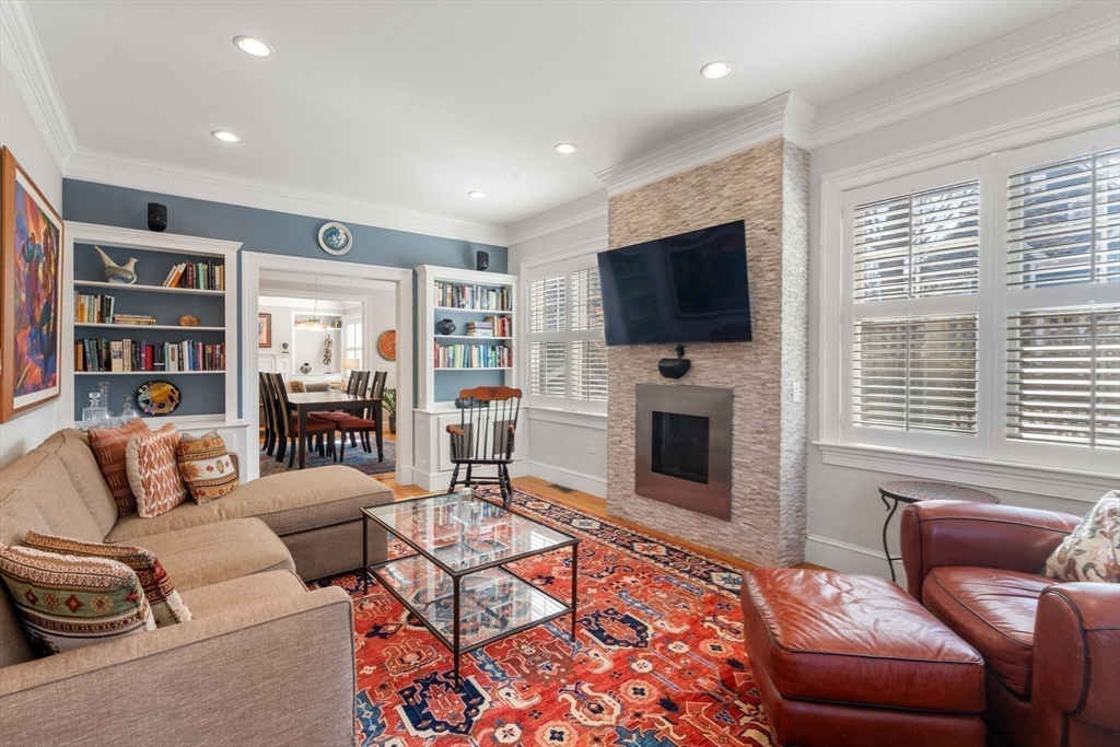 64 Toxteth Street, Unit 64 Brookline, MA 02446 - Photo 4 of 29 Gallery Image 4