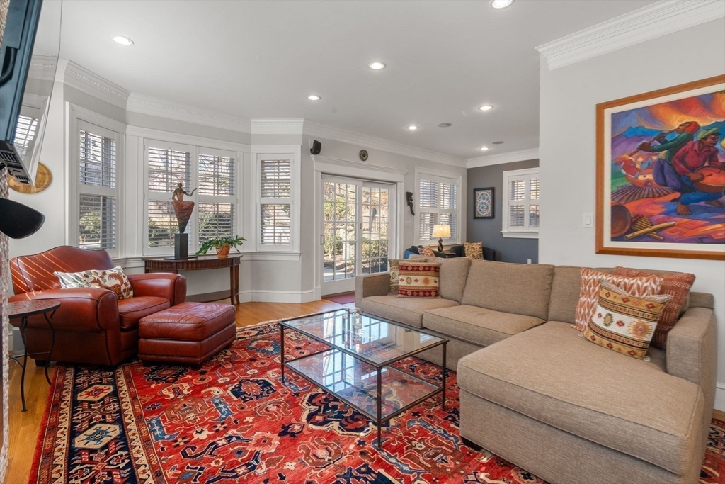 64 Toxteth Street, Unit 64 Brookline, MA 02446 - Photo 7 of 29 Gallery Image 7