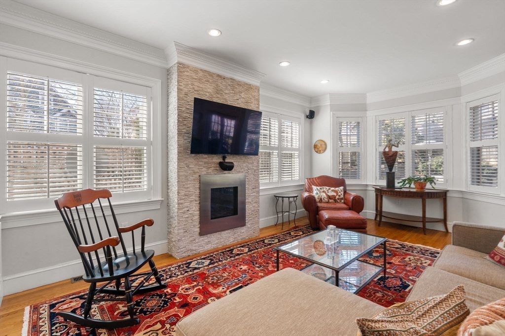 64 Toxteth Street, Unit 64 Brookline, MA 02446 - Photo 8 of 29 Gallery Image 8