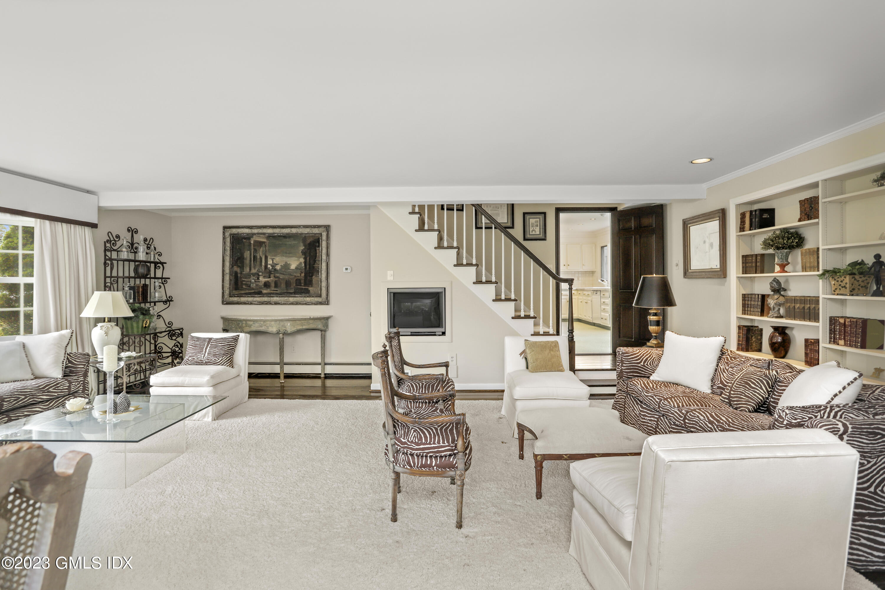 36 Golf Club Road Greenwich, CT 06830 - Photo 15 of 32 a living room with furniture and a flat screen tv