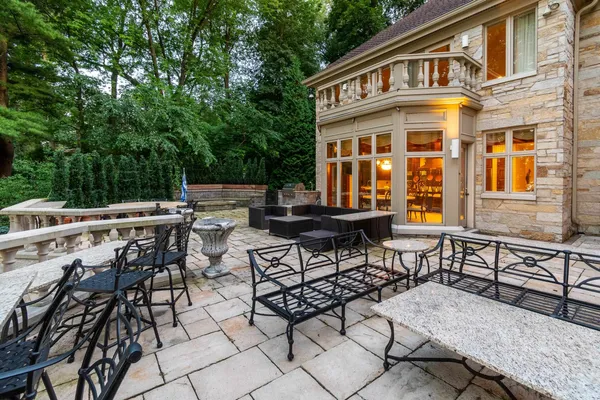 $10,500,000 | 0 Confidential, Madison, WI 53705