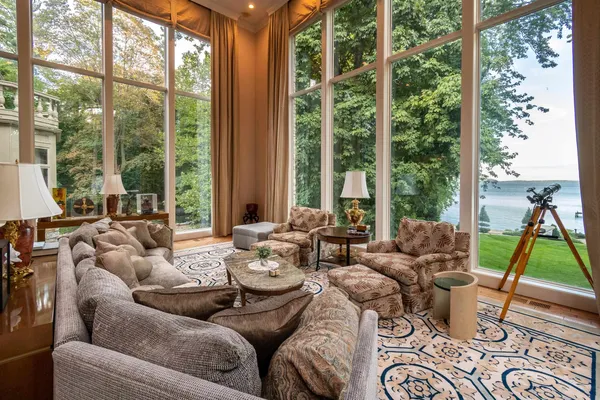 $10,500,000 | 0 Confidential, Madison, WI 53705