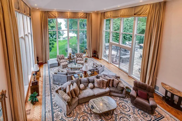 $10,500,000 | 0 Confidential, Madison, WI 53705