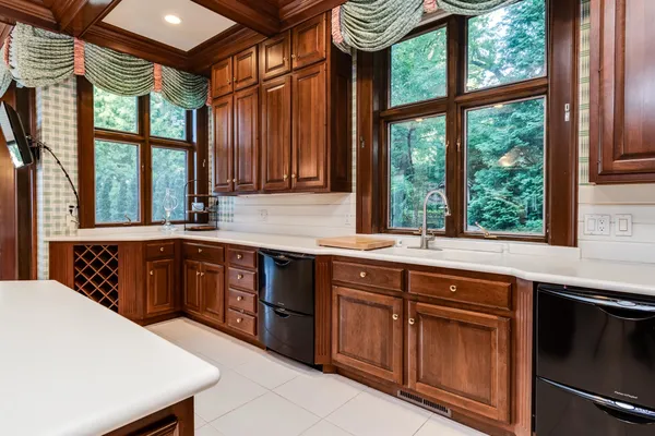 $10,500,000 | 0 Confidential, Madison, WI 53705