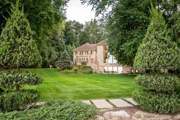 $10,500,000 | 0 Confidential, Madison, WI 53705