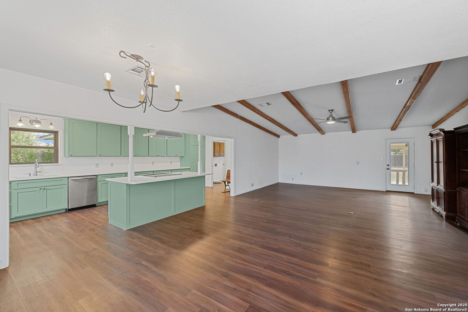 1312 Acorn Road Hondo, TX 78861 - Photo 10 of 25