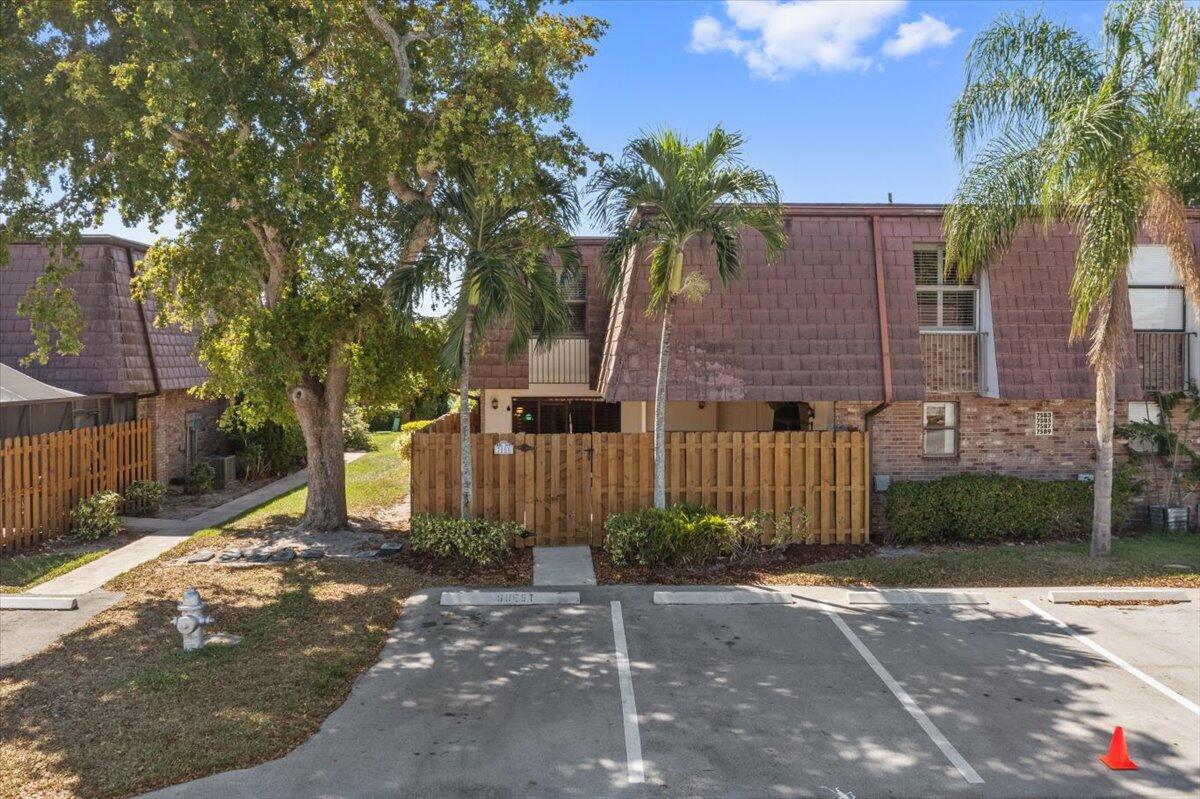 7585 Courtyard Run West Boca Raton, FL 33433 - Photo 41 of 48 01-DJI_0917