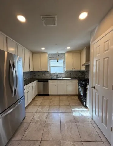 $249,999 | 19142 Lakota Drive, Katy, TX 77449