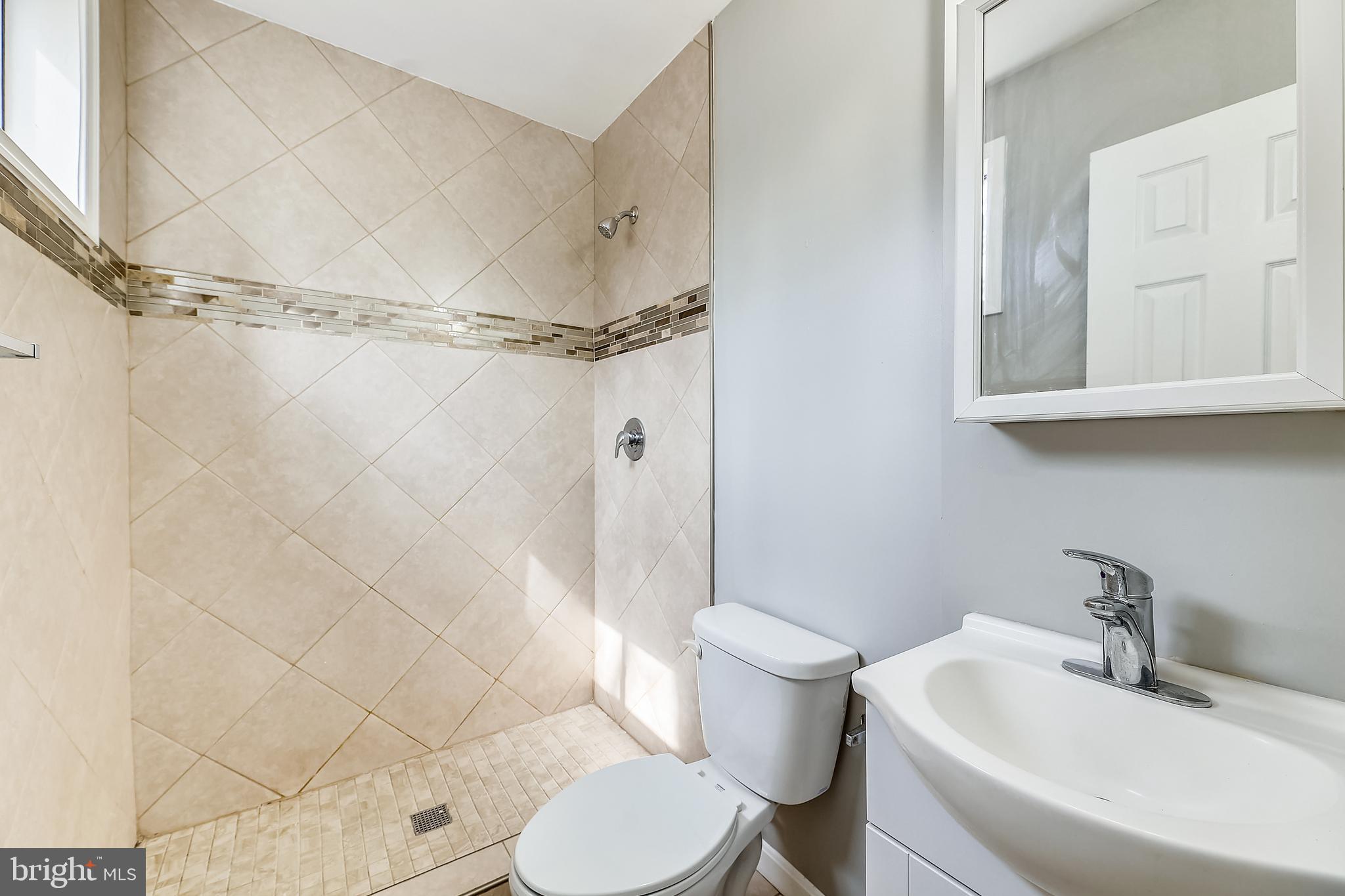 3811 Gull Road Temple Hills, MD 20748 - Photo 28 of 31 Bathroom