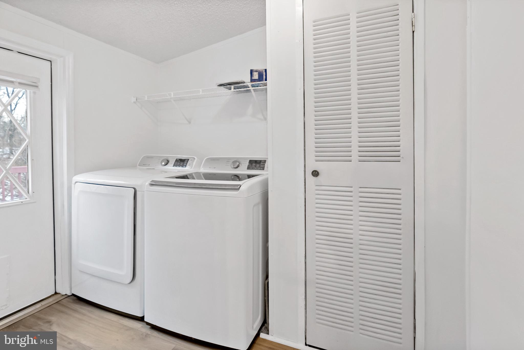 233 Short Road Kearneysville, WV 25430 - Photo 21 of 36 a utility room with dryer and washer