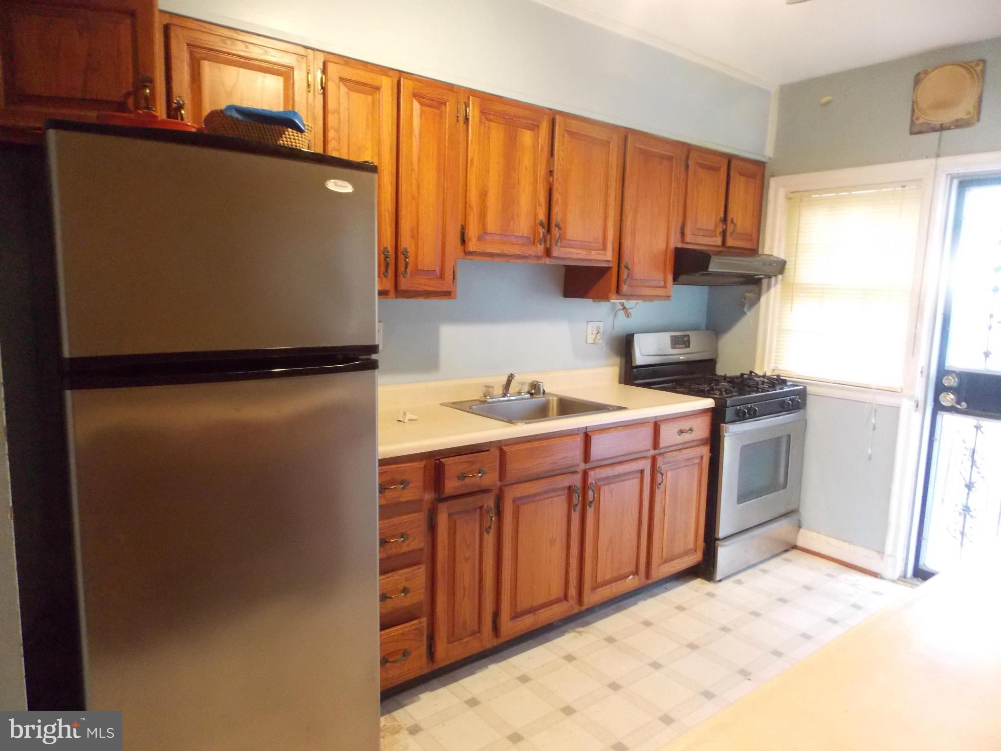 1636 Roundhill Road Baltimore, MD 21218 - Photo 7 of 7 Kitchen