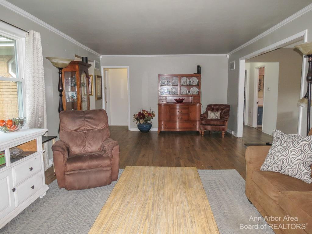 9165 Jackson Road Dexter, MI 48130 - Photo 5 of 34 Photo 5