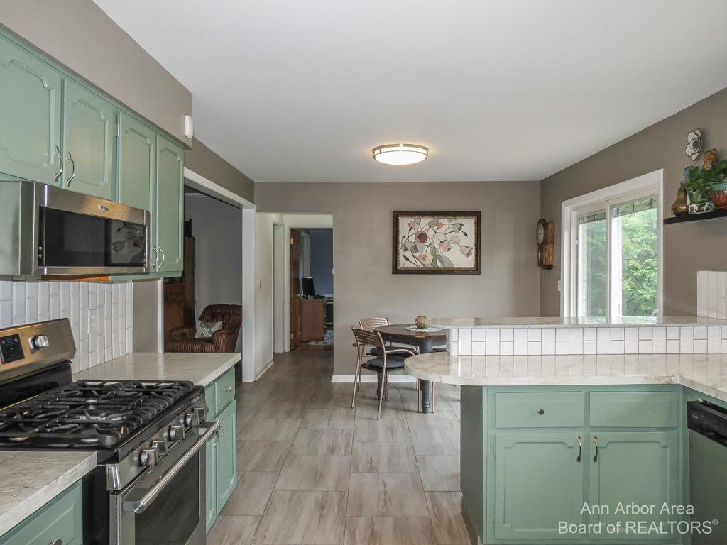 9165 Jackson Road Dexter, MI 48130 - Photo 10 of 34 Photo 10