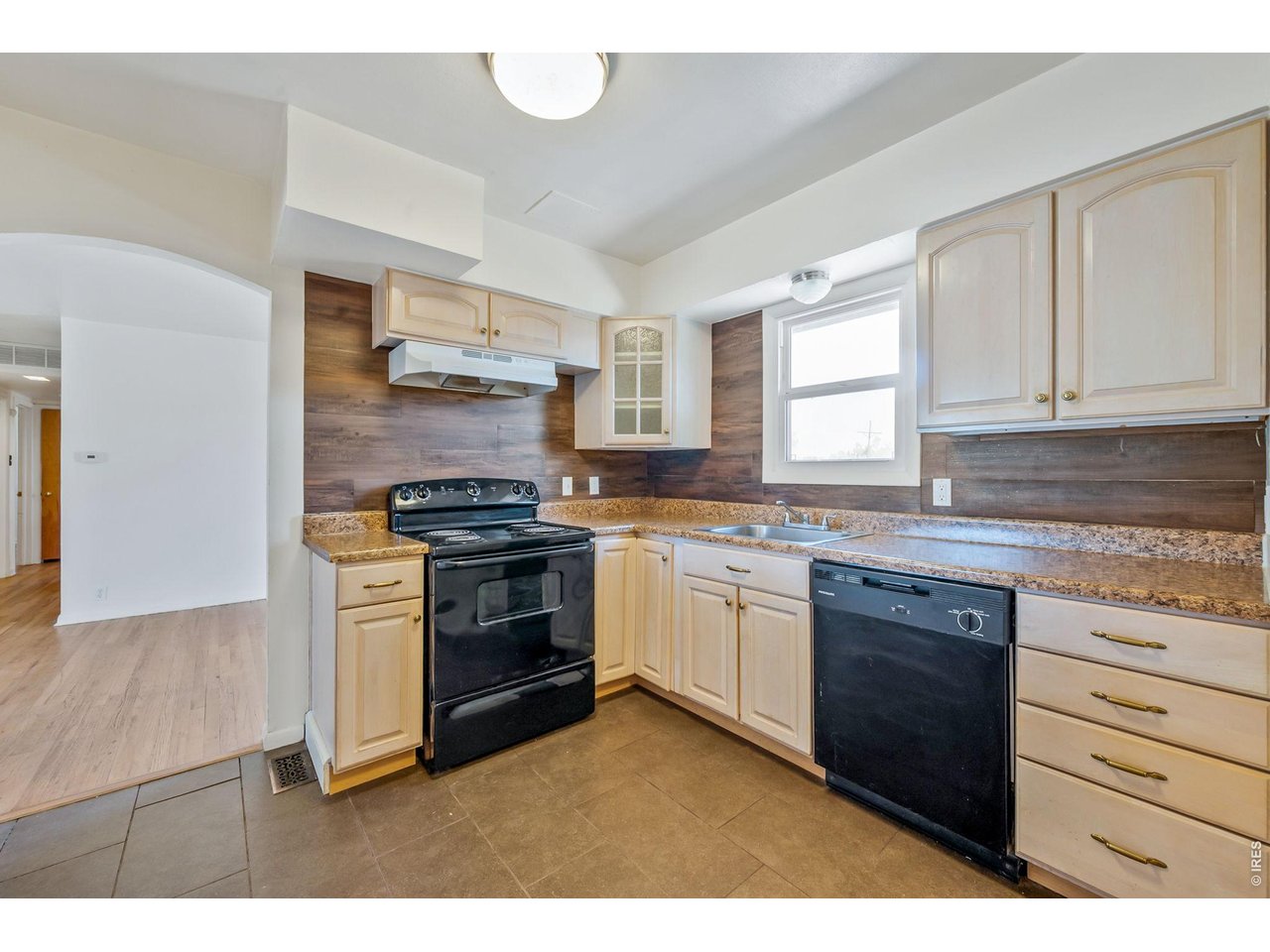 3036 West Prospect Road Fort Collins, CO 80526 - Photo 4 of 10 Gallery Image 4