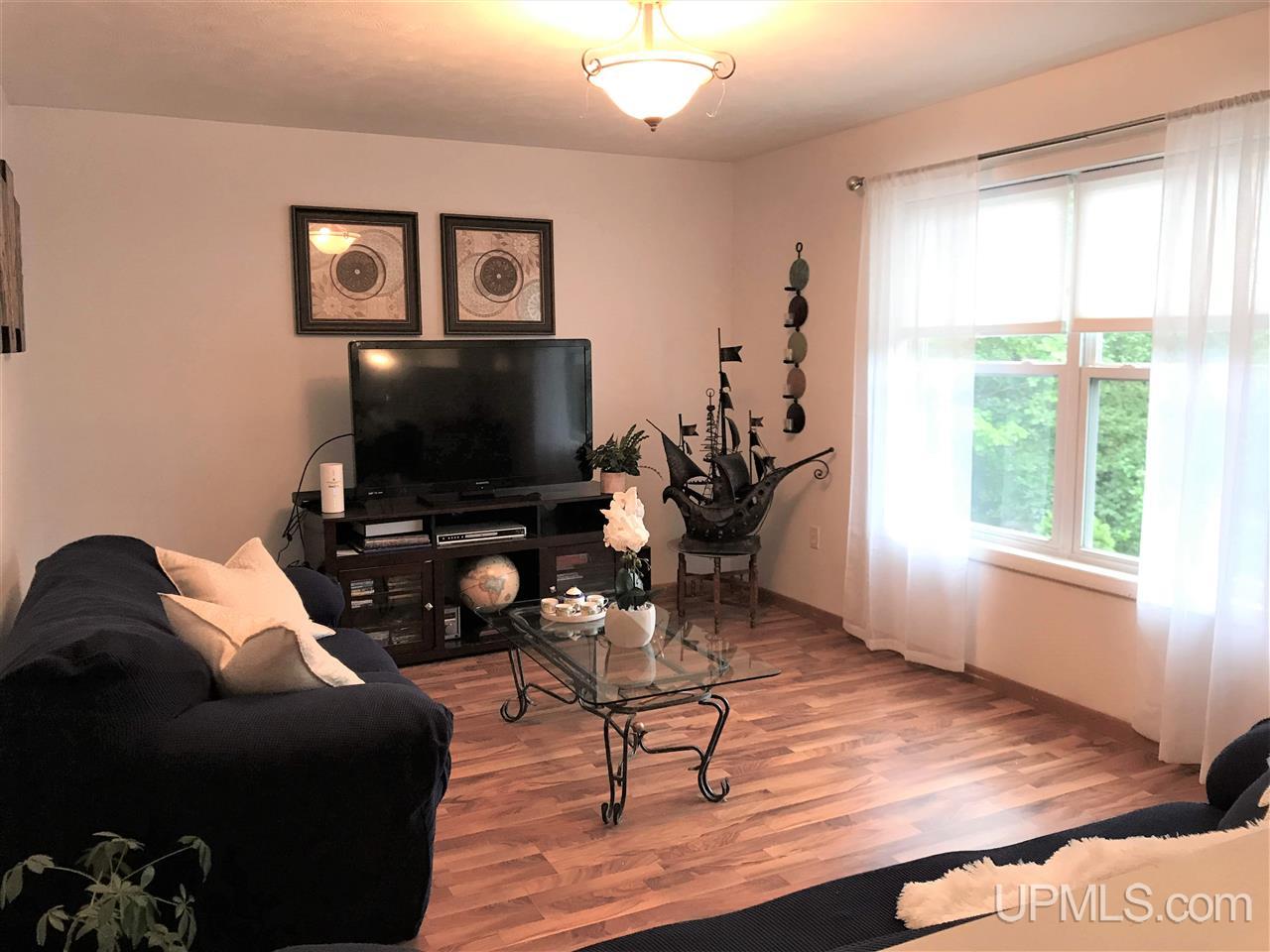 1150 Joliet Road Marquette, MI 49855 - Photo 6 of 29