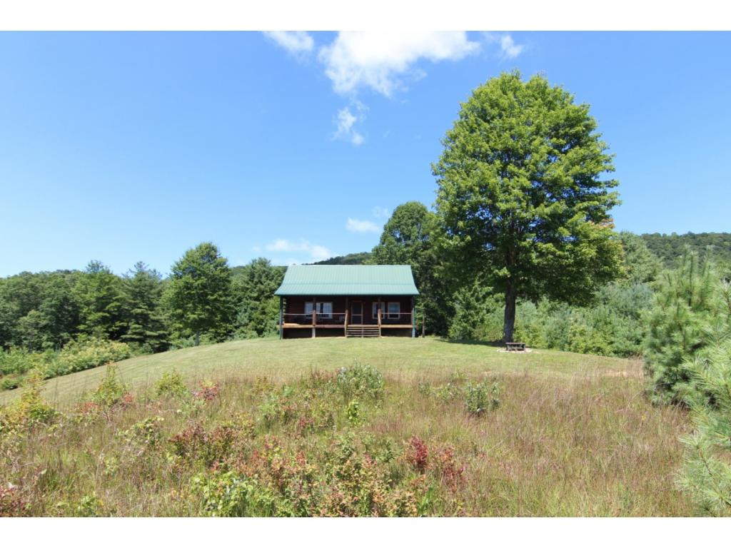 586 Crowder Road Mountain City, TN 37683 - Photo 20 of 25 Photo 20