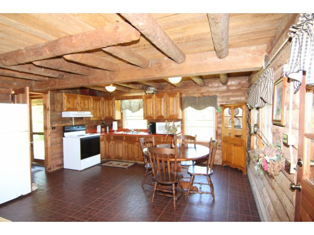 586 Crowder Road Mountain City, TN 37683 - Photo 2 of 25 Photo 2