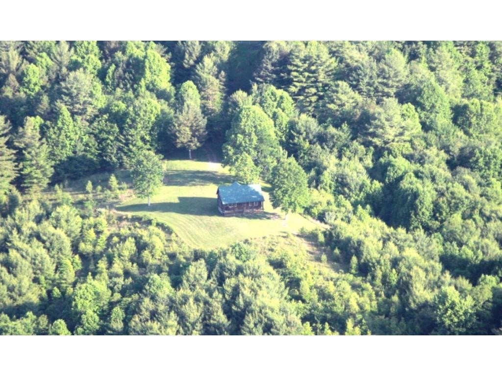 586 Crowder Road Mountain City, TN 37683 - Photo 6 of 25 Photo 6