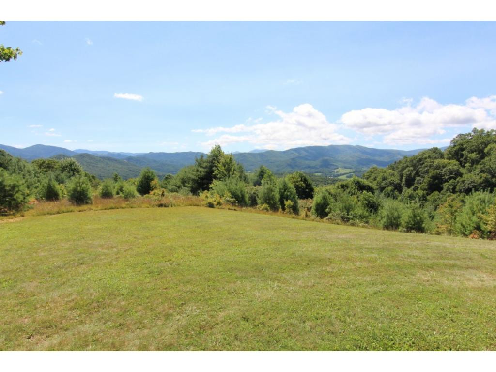 586 Crowder Road Mountain City, TN 37683 - Photo 7 of 25 Photo 7