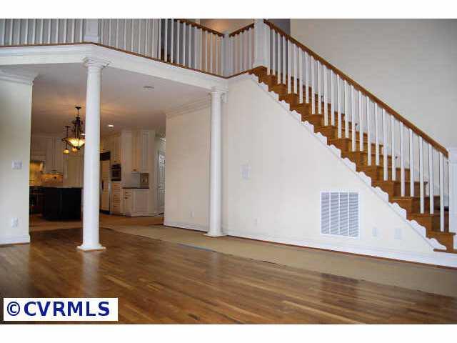 565 Raleigh Manor Road Richmond, VA 23229 - Photo 8 of 10 Gallery Image 8