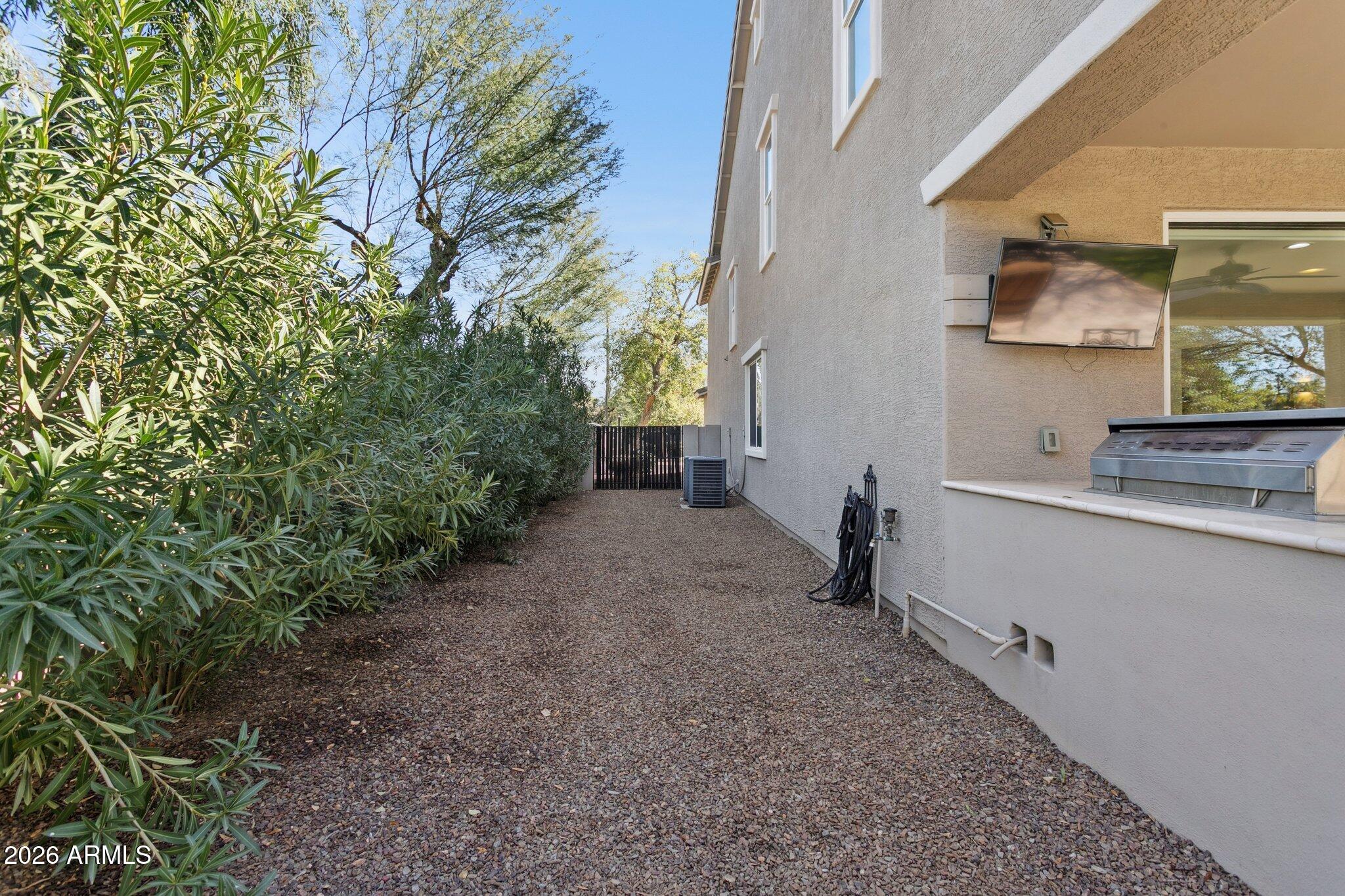 3346 North 34th Street Phoenix, AZ 85018 - Photo 79 of 92 Side Yard and RV Gate