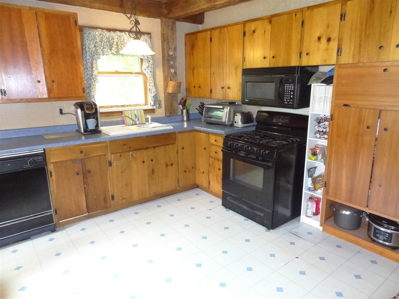 2756 North Hill Road Andover, VT 05143 - Photo 9 of 40