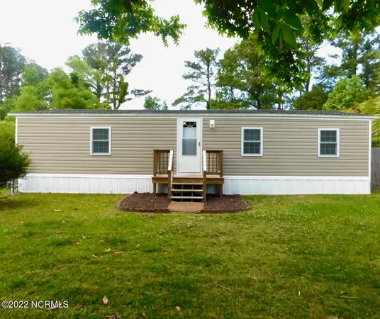 $1,105 | 112 Longleaf Street, Newport, NC 28570