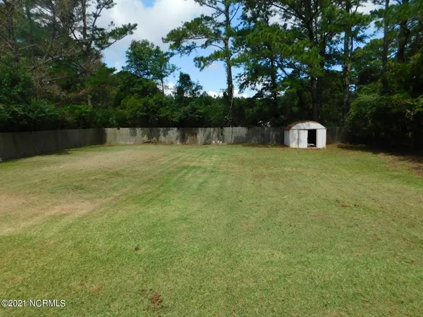 $1,105 | 112 Longleaf Street, Newport, NC 28570