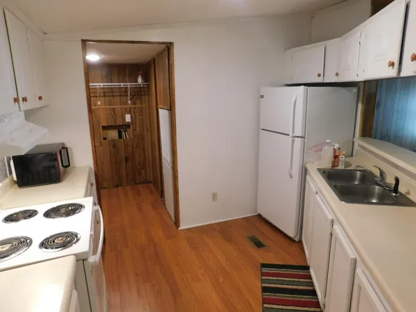 $1,105 | 112 Longleaf Street, Newport, NC 28570