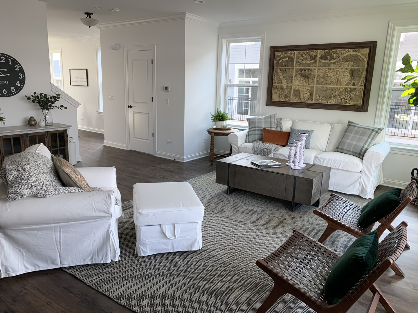 1771 Winnetka Road Northfield, IL 60093 - Photo 3 of 9 a living room with furniture and wooden floor