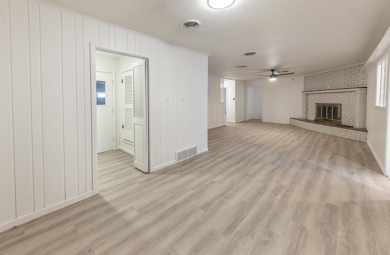 3423 55th Street Lubbock, TX 79413 - Photo 10 of 29 20260523171228390504000000-o
