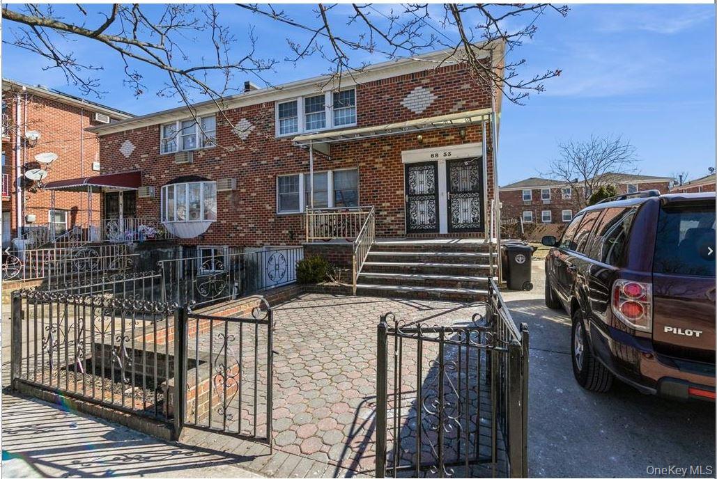 88-33 Ransom Street Queens, NY 11427 - Photo 3 of 4 Gallery Image 3