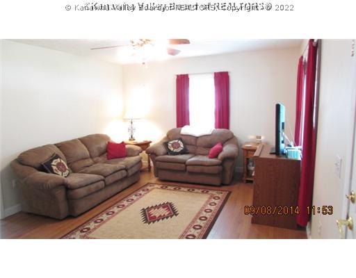 5082 Big Tyler Road Charleston, WV 25313 - Photo 4 of 16 Living Room.