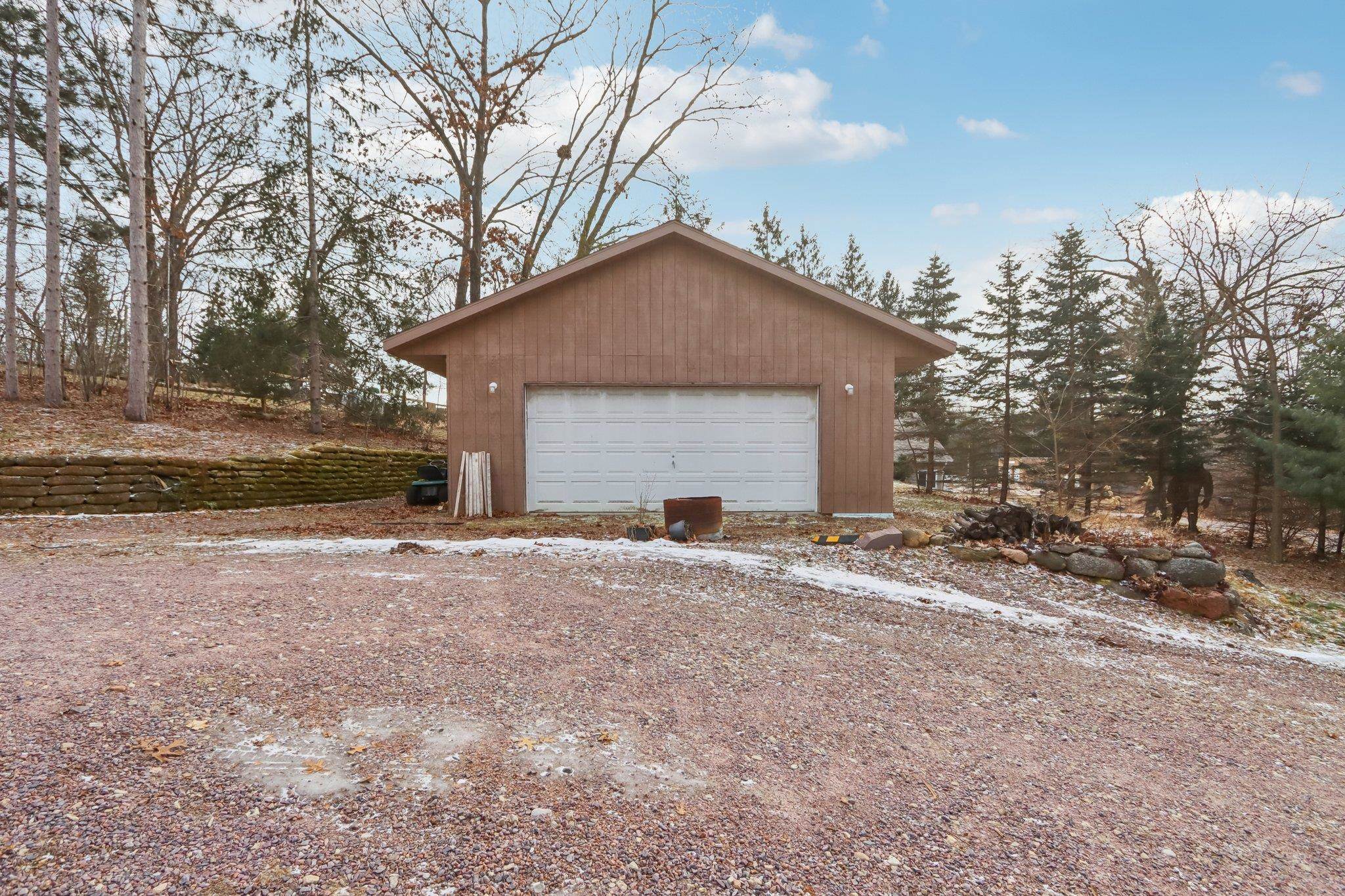 N6744 Blackhawk Road Portage, WI 53901 - Photo 30 of 33