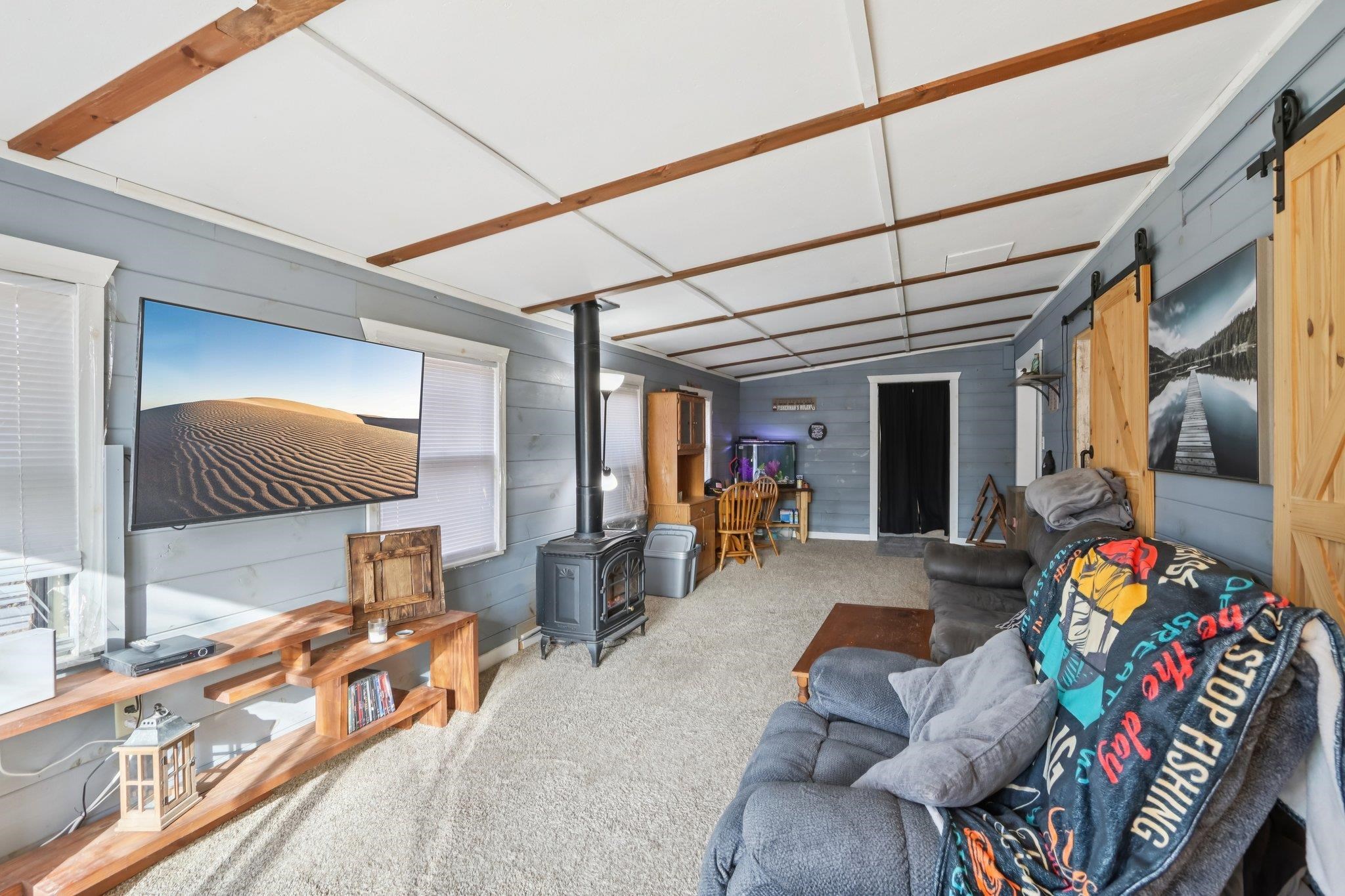 N6744 Blackhawk Road Portage, WI 53901 - Photo 8 of 33