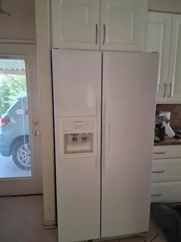 a close view of sink