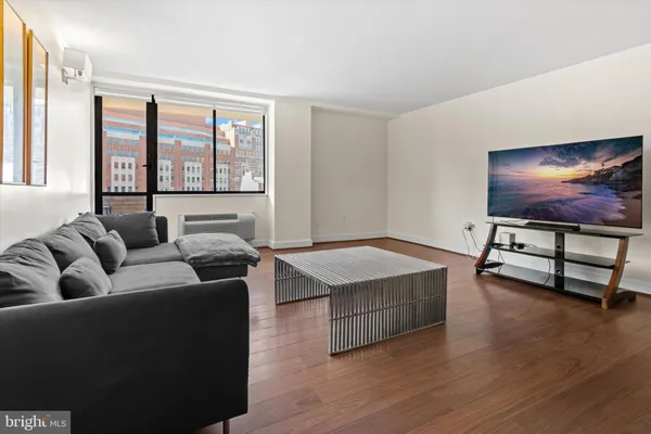 $410,000 | 1325 18th Street Northwest, Unit 602, Washington, DC 20036
