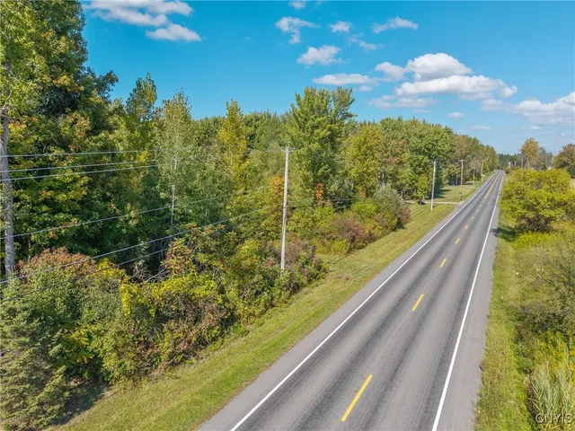 $1,200,000 | 9149 Mud Mill Road, Clay, NY 13029