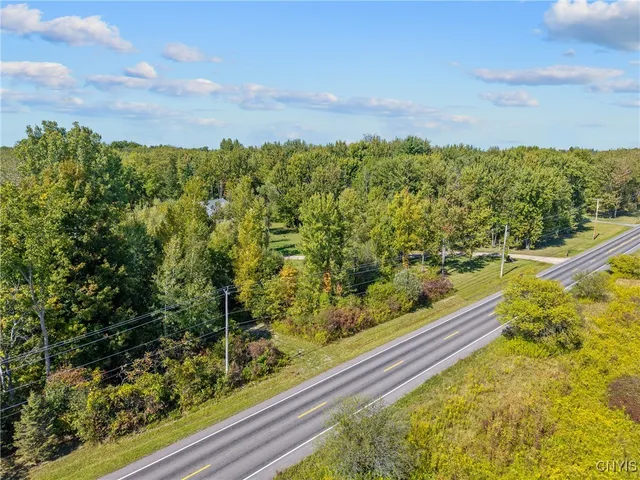 $1,200,000 | 9149 Mud Mill Road, Clay, NY 13029