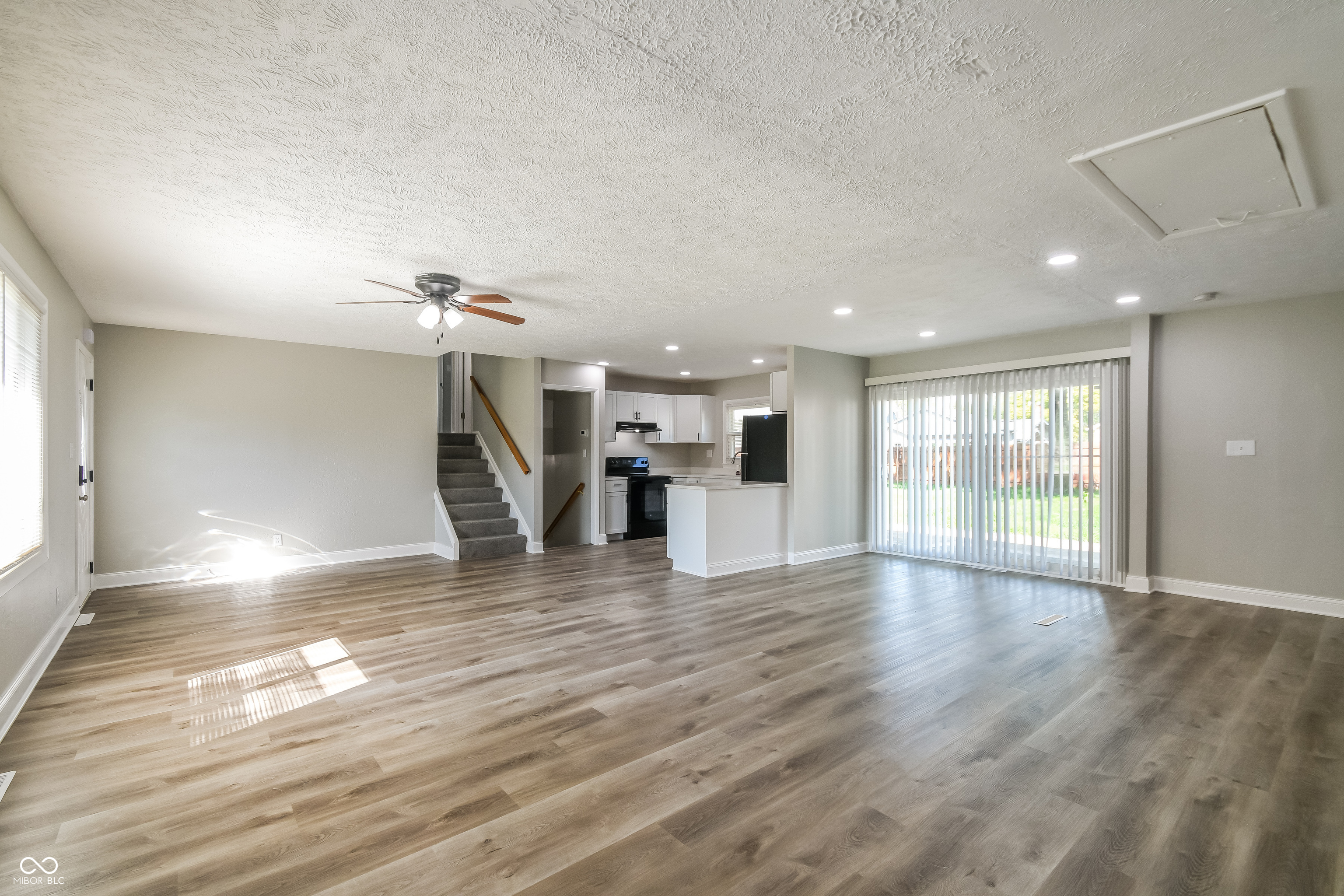 875 Maple Drive Greenfield, IN 46140 - Photo 8 of 18