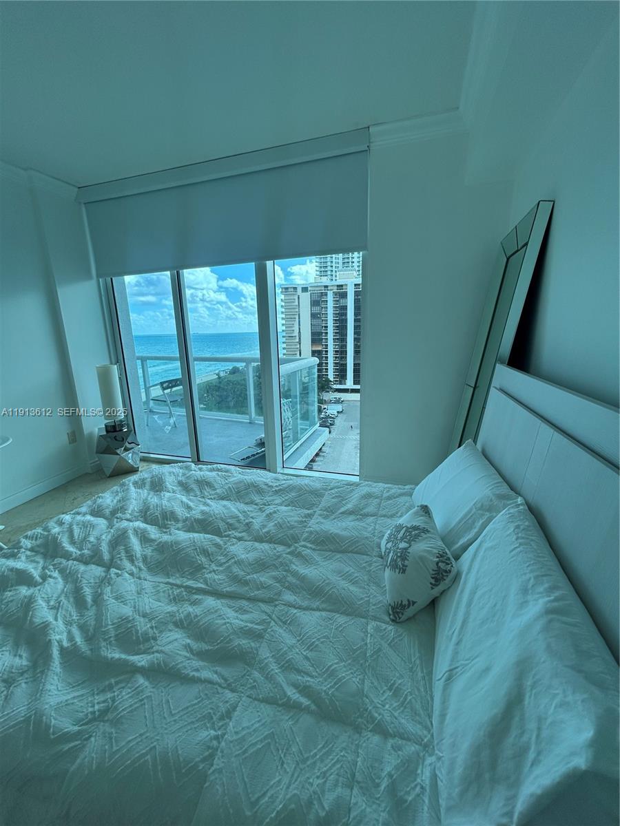 6515 Collins Avenue, Unit 1007 Miami Beach, FL 33141 - Photo 8 of 31