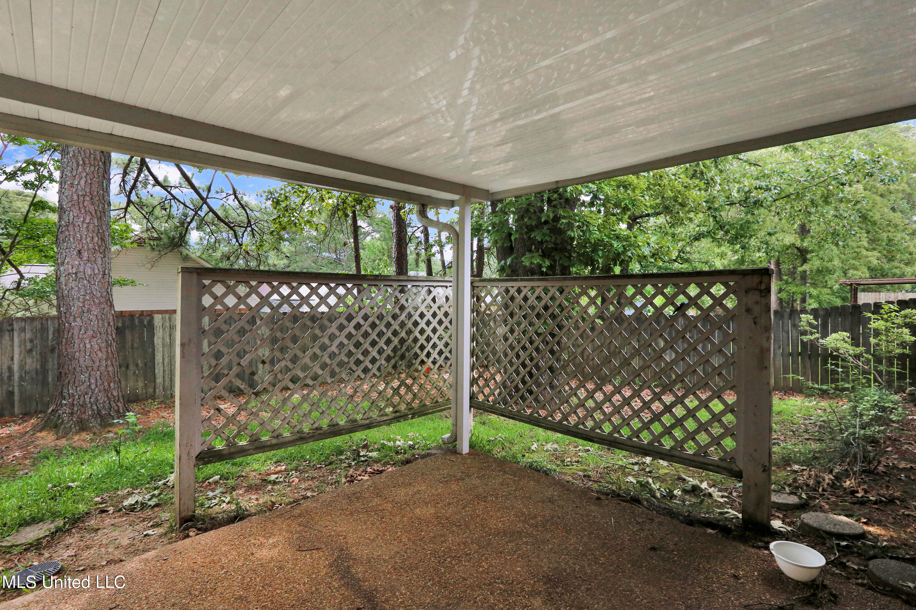 126 Lake Dockery Road Byram, MS 39272 - Photo 24 of 28 126 Lake Dockery Dr - BB - 24