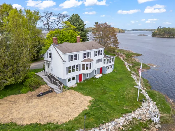 $1,495,000 | 15 Church Lane, Phippsburg, ME 04562