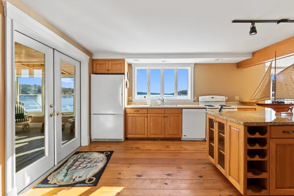 $1,495,000 | 15 Church Lane, Phippsburg, ME 04562