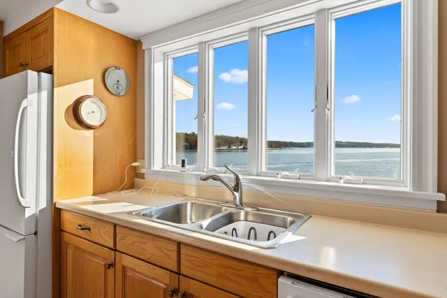 $1,495,000 | 15 Church Lane, Phippsburg, ME 04562