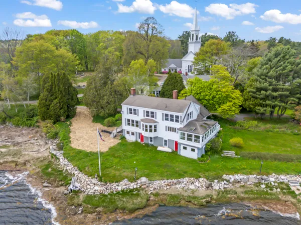 $1,495,000 | 15 Church Lane, Phippsburg, ME 04562